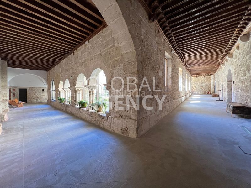 Foto 5b9ff512-2f43-436d-b57b-5b1bc08c8c27. Building in El Viso Madrid