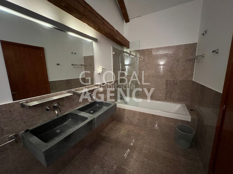 Foto 7c133973-f7b1-47dd-905b-ed086d737314. Building in El Viso Madrid