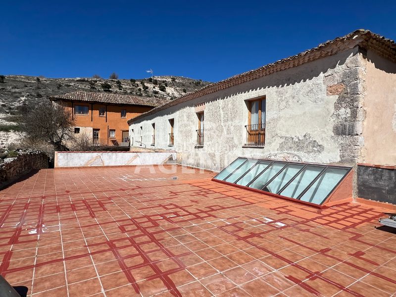 Foto a15e3997-c4c1-4771-89f6-a4e29aa9cf3b. Building in El Viso Madrid