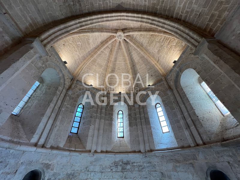 Foto a80d8ca4-9562-459c-a12f-39f21852833e. Building in El Viso Madrid