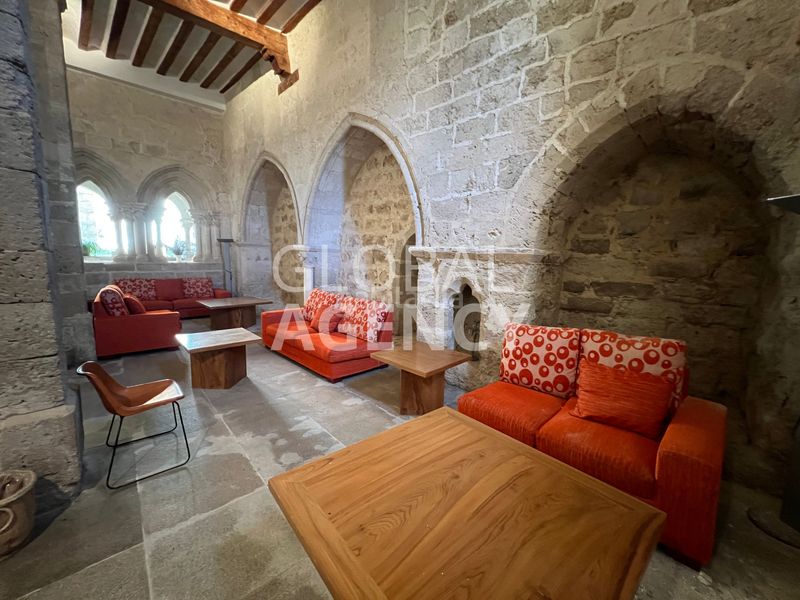 Foto b0209444-2733-4f5e-b5ba-24ed87a0714d. Building in El Viso Madrid