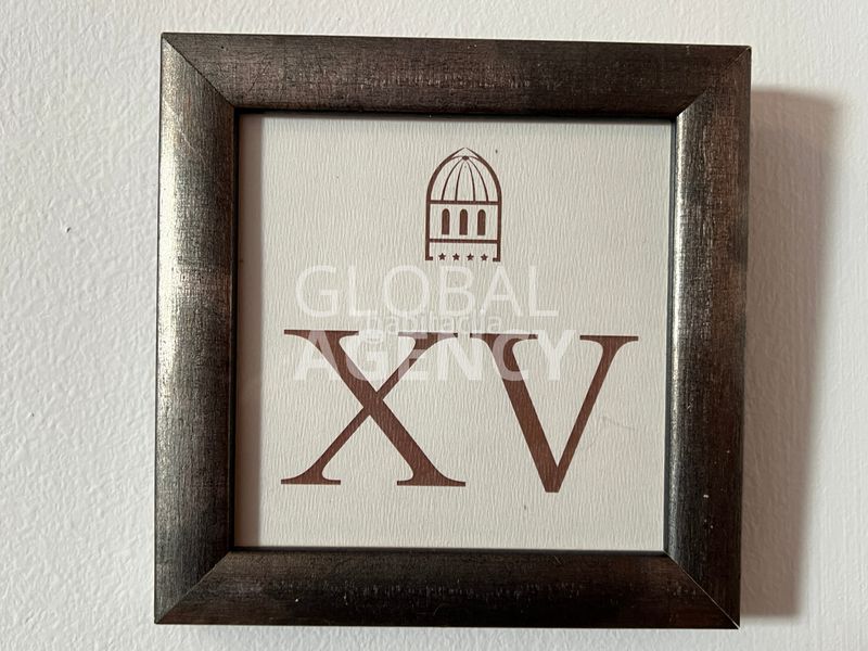 Foto b0fc0e40-cb22-49a5-9bbb-6135a09bcf8f. Building in El Viso Madrid