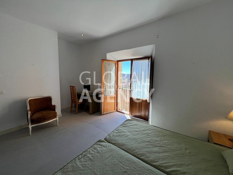 Foto e66540cb-4a0f-4e0d-ac9b-181c078b442a. Building in El Viso Madrid