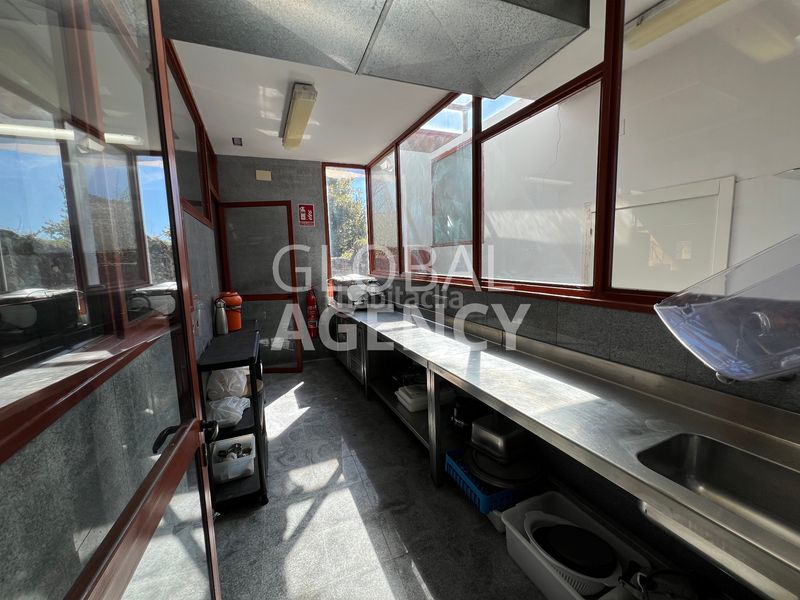 Foto ee02a76d-0b45-42fe-8ba9-7f067ce569a1. Building in El Viso Madrid
