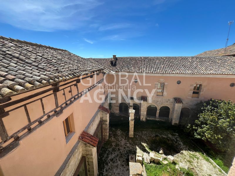 Foto fd27e12a-a074-41e8-89e0-7e53d3df8b6b. Building in El Viso Madrid