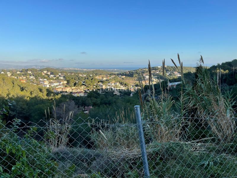 Foto f857568e-f10a-4d4c-9cd9-eafbab58413e. Terreny residencial a costa Cunit - els jardins - els rosers Cunit