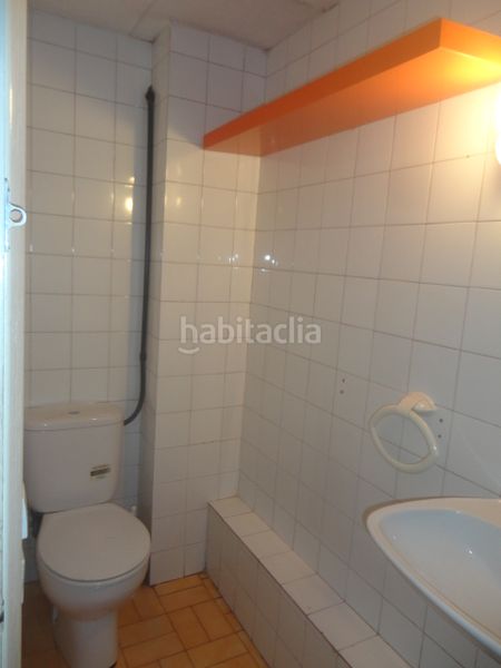 Foto aa7d434c-fa46-4e6b-ac5c-9bd6b7168a8d. Local comercial amb calefacció a Les Roquetes Sant Pere de Ribes