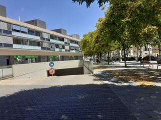 Aparcament cotxe a La Geltrú-Sant Jordi