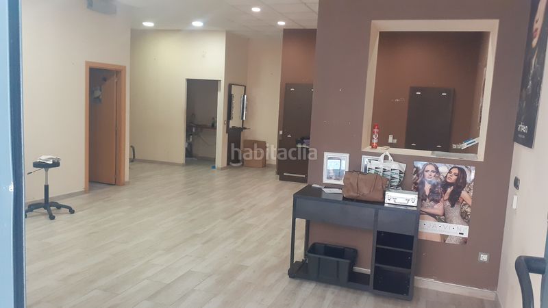 Foto 7dab7912-3c18-4ef0-85d5-1b05aa8d34e9. Local comercial amb calefacció a Centrevila Vilanova i la Geltrú
