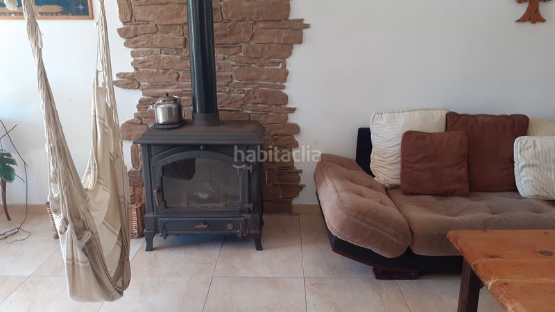 Foto 187549fc-1f53-4e18-a625-7a0b32014265. Xalet amb xemeneia calefacció aparcament piscina a Canyelles