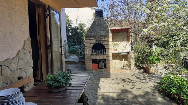 Foto 572c87fc-3910-4efe-94ec-628d4e4c8c81. Xalet amb xemeneia calefacció aparcament piscina a Canyelles