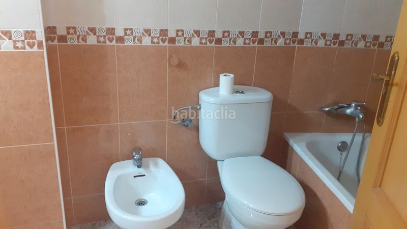 Foto 5a1f6e9a-1729-43c9-9155-c276fcffaf8a. Pis amb calefacció aparcament a Les Roquetes Sant Pere de Ribes