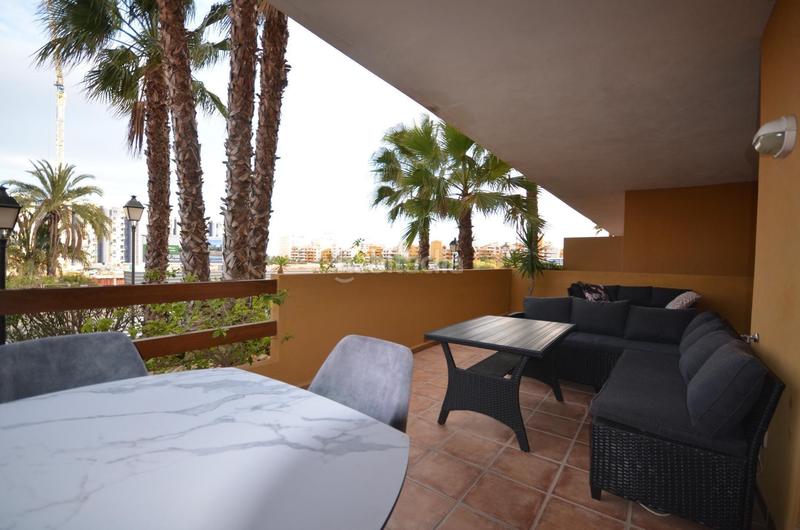 Foto 9a3c08f4-db5e-4dd2-950d-502fb4bdb961. Piso preciosa vivien con piscina junto al mar en Punta Prima. vivienda de lujo en urbanización exclusiva. en Torrevieja