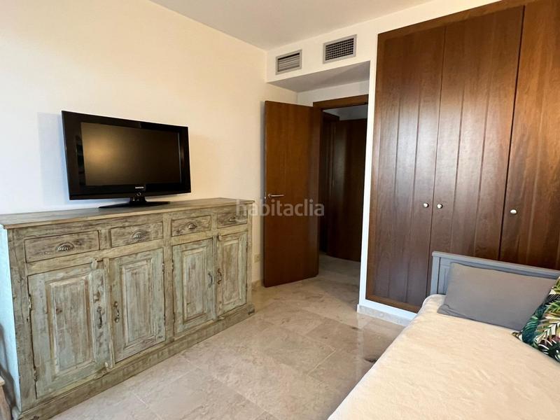 Foto fa8f087d-ced0-490b-9906-cab9540a14d4. Piso preciosa vivien con piscina junto al mar en Punta Prima. vivienda de lujo en urbanización exclusiva. en Torrevieja