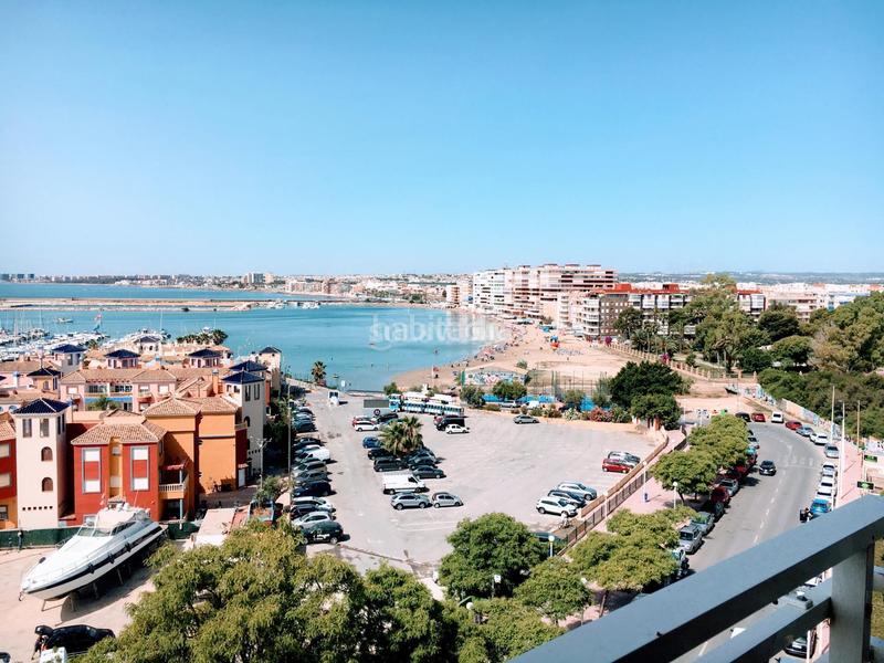 Foto 9c6cd156-4dca-4c37-9c65-4ee9bdd725d1. Piso sol8vidal vende piso frende al puerto deportivo en Torrevieja