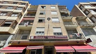 Piso en Bigastro. Vivienda en el centro de bigastro, calle purisima