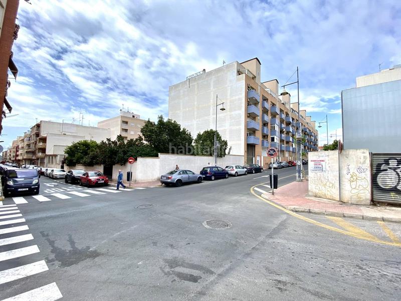 Foto 4203d25d-92ba-4127-9061-868e7541b842. Chalet mit parking in Antonio Machado Torrevieja