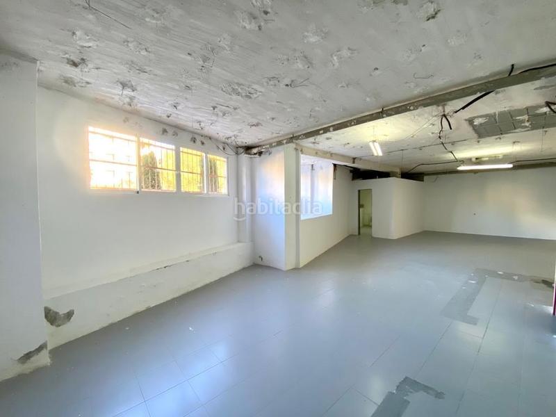 Foto a85fef91-36c2-4ebd-b18d-7ddf9fc54c8a. Alquiler local comercial  en primera línea de calle en Orihuela