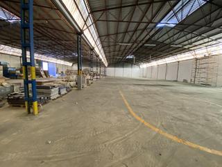 Lloguer Nau industrial a Montepinar - La Aparecida - Raiguero. Nave industrial en orihuela. dispone de 11.000 m2 de parcela y 2