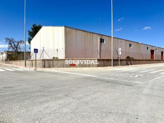 Rent Industrial building in Parque Acuático - Sector 25. Espectacular nave de 1.350 m2 en el polígono industrial de los m
