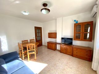 Affitto Appartamento in Orihuela Ciudad. Sol8vidal alquila piso en calle mayor, la vivienda dispone de 2