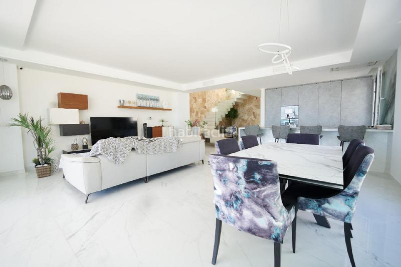 Foto 28242ec6-b496-4b60-8885-ddc769d97ff8. Chalet  nuevo primera linea playa la mata en Torrevieja