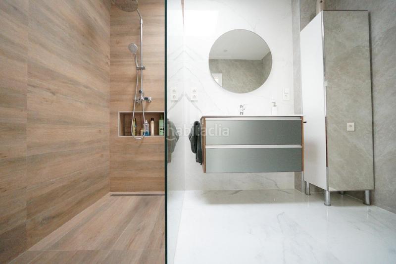 Foto 3c6bd260-ed91-4af5-a99d-6346d3661493. Chalet  nuevo primera linea playa la mata en Torrevieja