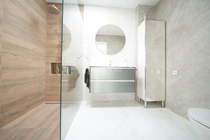 Foto 6664029f-6578-4a40-b34a-280f22e2ffe2. Chalet  nuevo primera linea playa la mata en Torrevieja