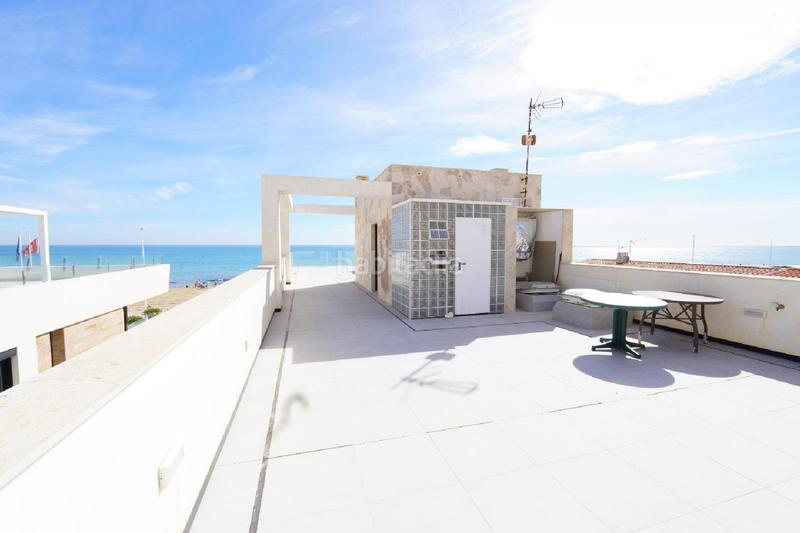 Foto 6a2859f3-42eb-4546-87a8-47a97e1568be. Chalet  nuevo primera linea playa la mata en Torrevieja