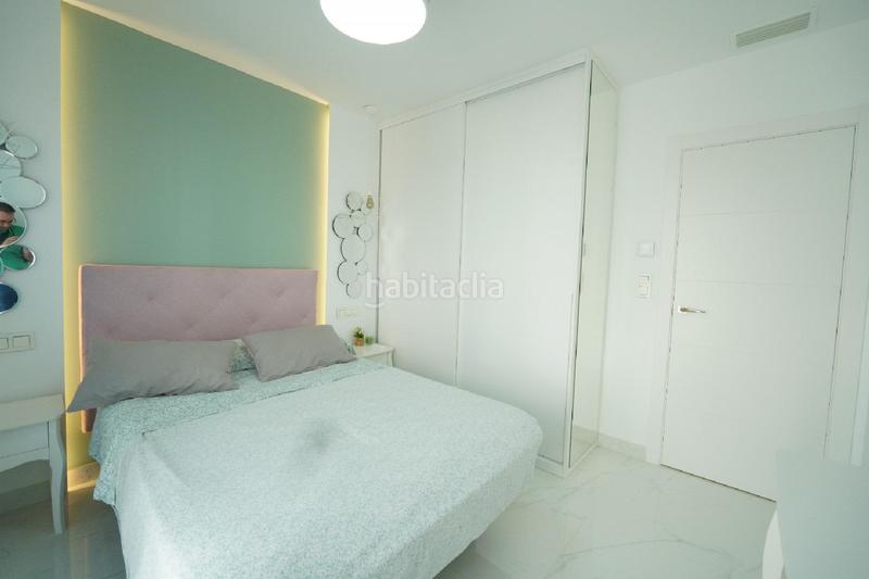 Foto 837a641d-bcce-4a62-9389-1adc508798b0. Chalet  nuevo primera linea playa la mata en Torrevieja