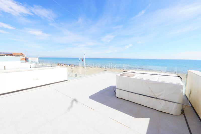 Foto 8b3da265-53f1-4719-895e-bad56e033e93. Chalet  nuevo primera linea playa la mata en Torrevieja