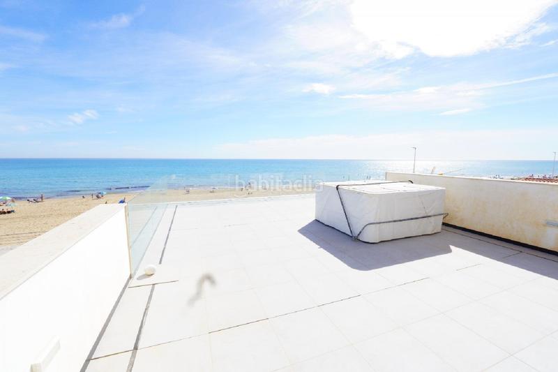 Foto bb60808f-e5fa-4028-be8d-8fc5c3ad3d60. Chalet  nuevo primera linea playa la mata en Torrevieja