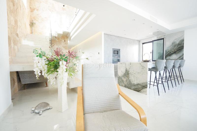 Foto dab172f8-fed7-4316-8d61-185abb945764. Chalet  nuevo primera linea playa la mata en Torrevieja