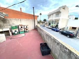 Maison à Orihuela Ciudad. Casa en molins con garaje y 6 dormitorios