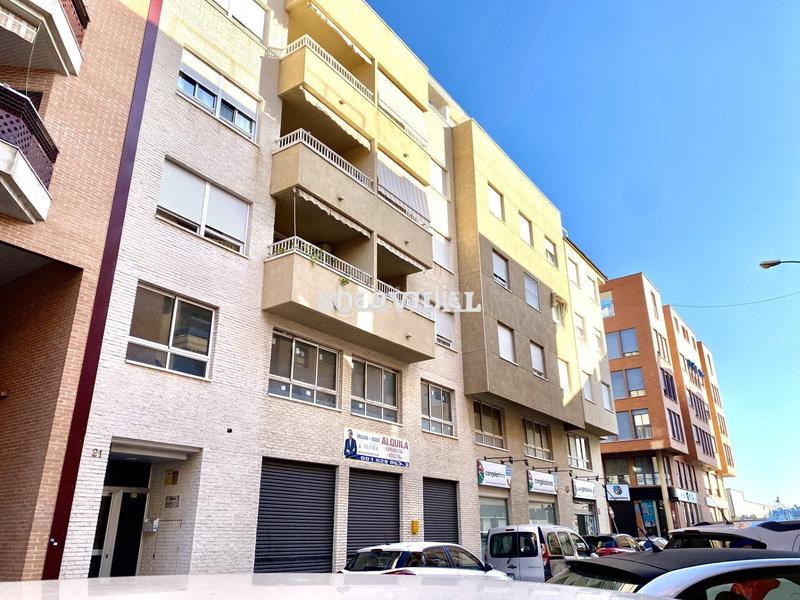 Foto 92f863e2-00ea-46ff-9f4b-b0aadba007ae. Location local commercial dans calle comandante manuel gimeno 21 dans Orihuela