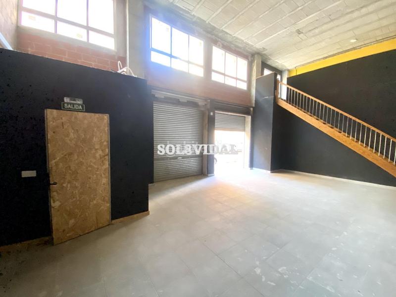 Foto e803cac1-cbd5-4556-b42d-8ff1eb3e1c0e. Location local commercial dans calle comandante manuel gimeno 21 dans Orihuela