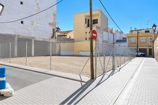 Terreny residencial a Calle ANTONIO PINIES