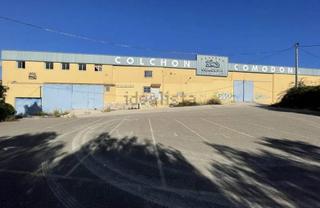 Capannone industriale in Mula. Nave industrial en mula, superficie de suelo 8.438 m2, superfici