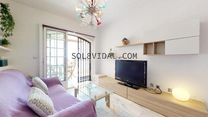 Foto 54c5fc3a-16b0-4ab2-95f3-5838888a2d81. Rent flat with heating parking in Zona los Frutales Torrevieja