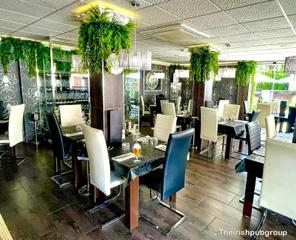 Lloguer Local Comercial  Avenida tomas breton. Restaurante portobello. villamartin plaza