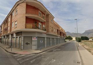Local Comercial  Calle escuelas las-desamparados. Local comercial de 1.229 m en desamparados, orihuela