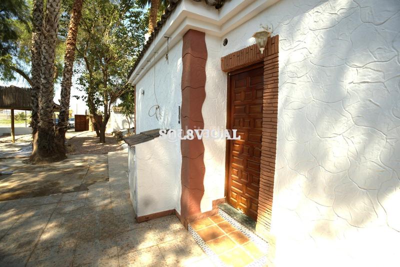 Foto 705e100b-a2b5-4864-89e1-609115722230. Chalet  , parcela de 12.000m2, 250 m2 construidos en Orihuela