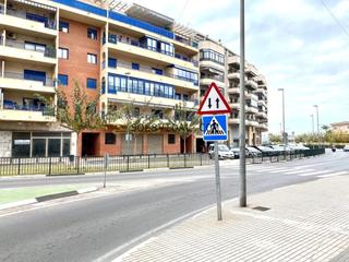 Aparcament cotxe  Calle temistocles almagro. Sol8vidal vende garaje en edificio de lujo en la redonda de la a