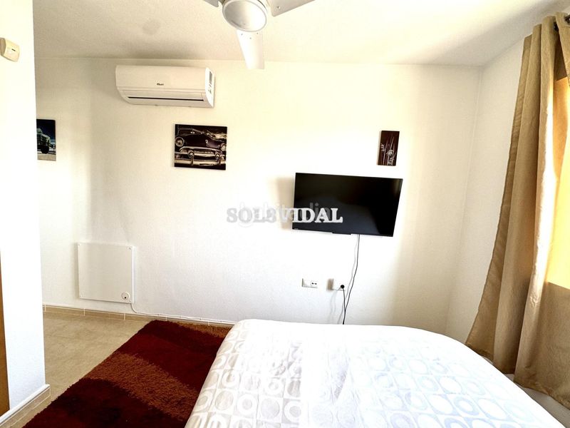 Foto 4d9d437f-a593-4c98-9bf3-5b79b9512ab2. Casa amb piscina a Cox
