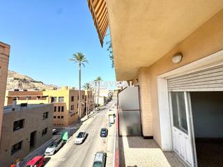 Appartement à Orihuela Ciudad. Oportunidad en orihuela piso de 4 dormitorios en calle sol por s
