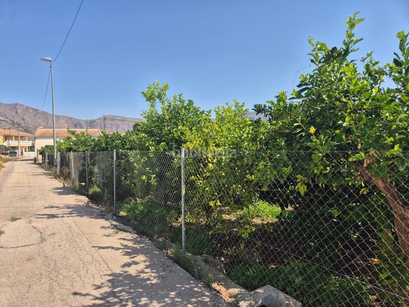 Foto 75a8e9f5-7d0a-4133-b201-5e48fef49594. Chalet avec parking dans Desamparados - Hurchillo - Torremendo Orihuela