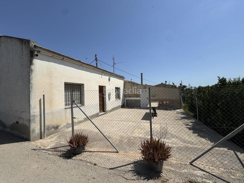 Foto f75454bd-bb06-4684-b84d-b736f9244ea7. Chalet avec parking dans Desamparados - Hurchillo - Torremendo Orihuela