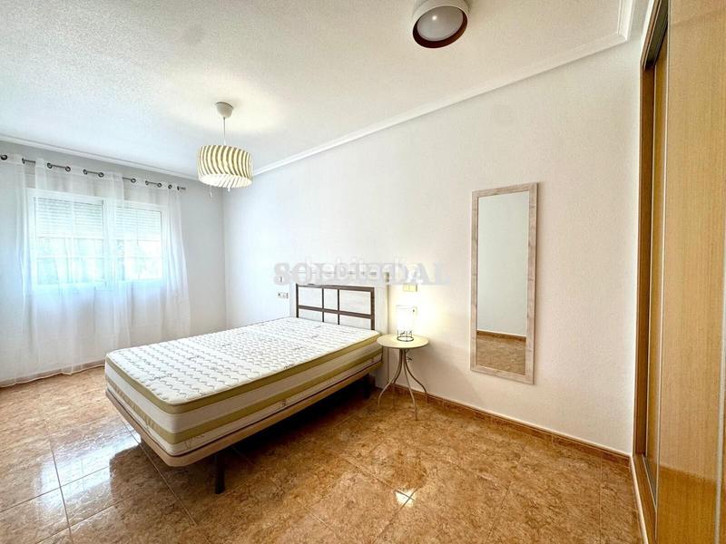 Foto febe7630-e18b-48fd-8b40-ff2eb4ef963a. Location appartement avec parking dans Desamparados - Hurchillo - Torremendo Orihuela