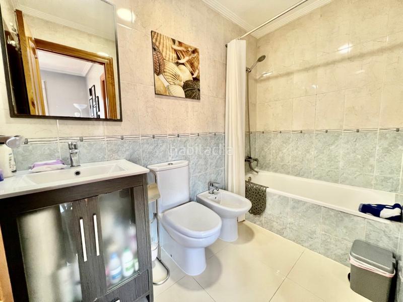 Foto 8b9185d7-d8bf-4155-b0fa-9db7e9bff2c3. Ático en calle zoa 58 atico con 30m2 de terraza. 400m. de la playa. licencia turística. céntrico. en Torrevieja