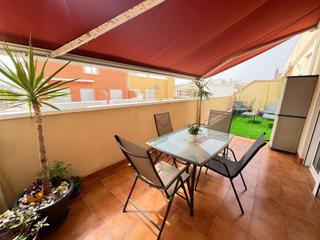 Àtic  Calle zoa 58. Atico con 30m2 de terraza. 400m. de la playa. licencia turística